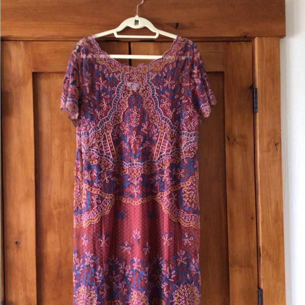 Sundance Dress.  XL.  Beautifully embroidered sheer fabric with matching slip.